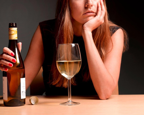 Анонимное лечение женского алкоголизма во Фролово
